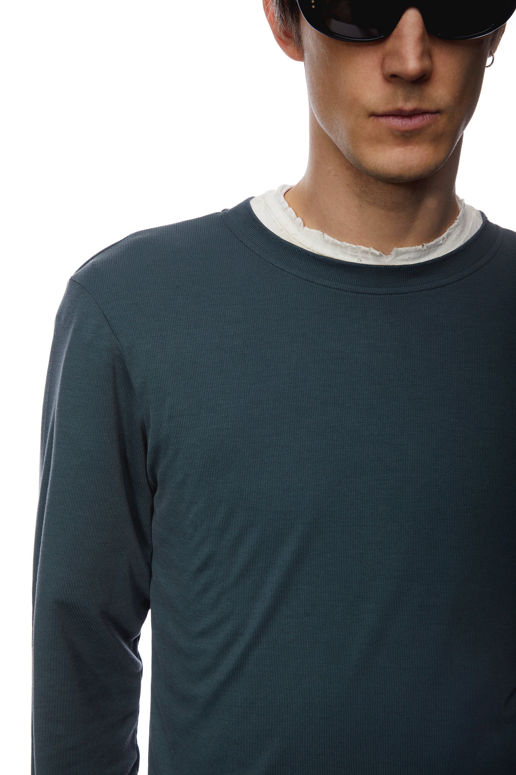 DISTRESSED LONGSLEEVE - Image 5