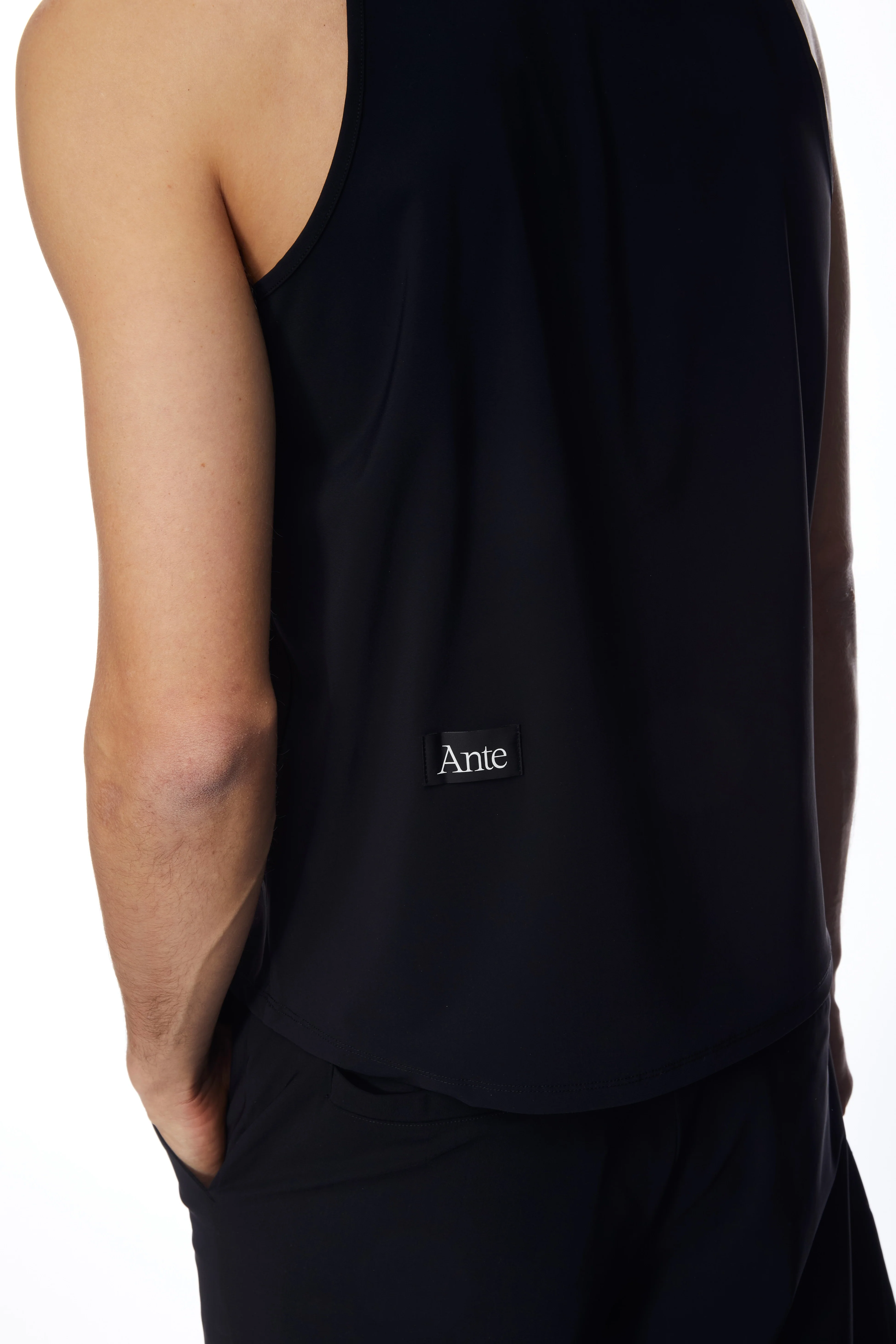 LIGHTWEIGHT TANK - Image 6