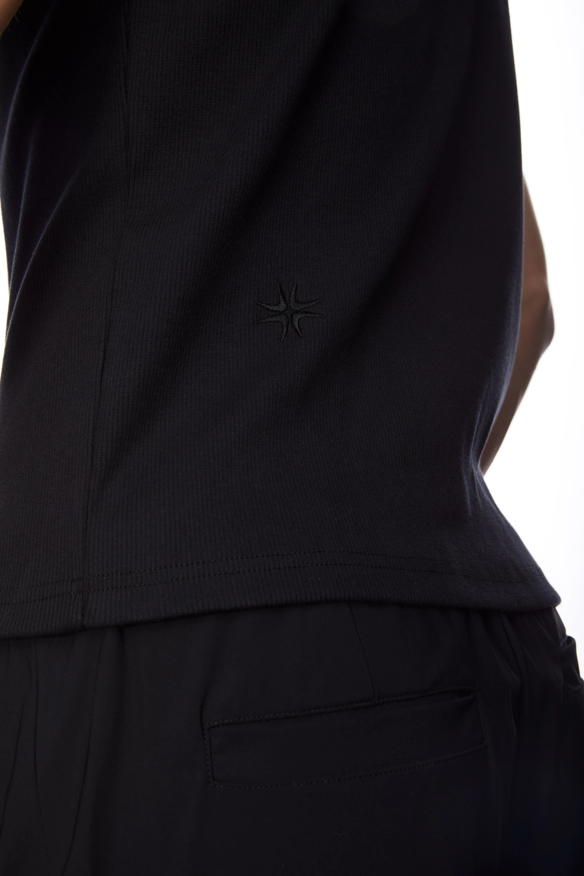 RIBBED T-SHIRT - Image 7